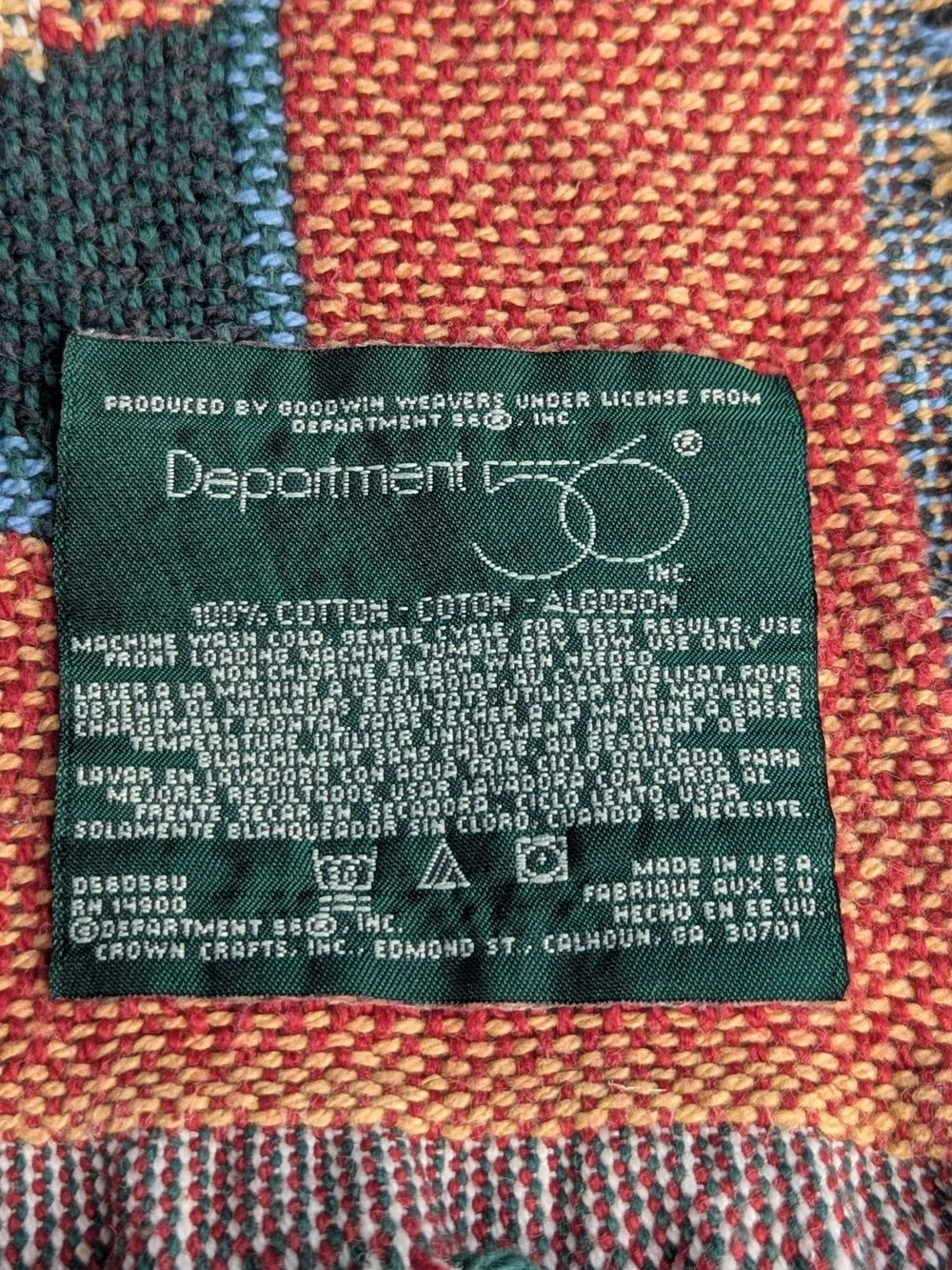 Dept 56 New England Holiday Village Tapestry Throw